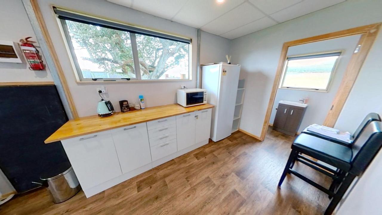 Atiamuri Full Holiday Home To Yourself, Up To 21 Guests מראה חיצוני תמונה